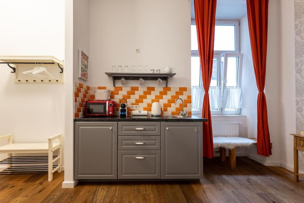 Compact Studio Near Center By Hm Viyana Dış mekan fotoğraf